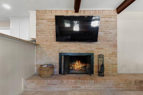 1016 Hummingbird Lane Woodway TX 76712