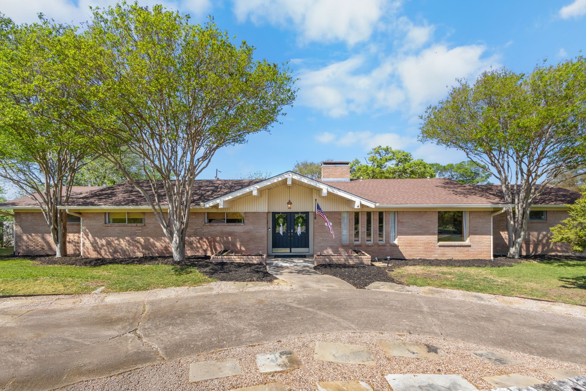 1016 Hummingbird Lane Woodway TX 76712