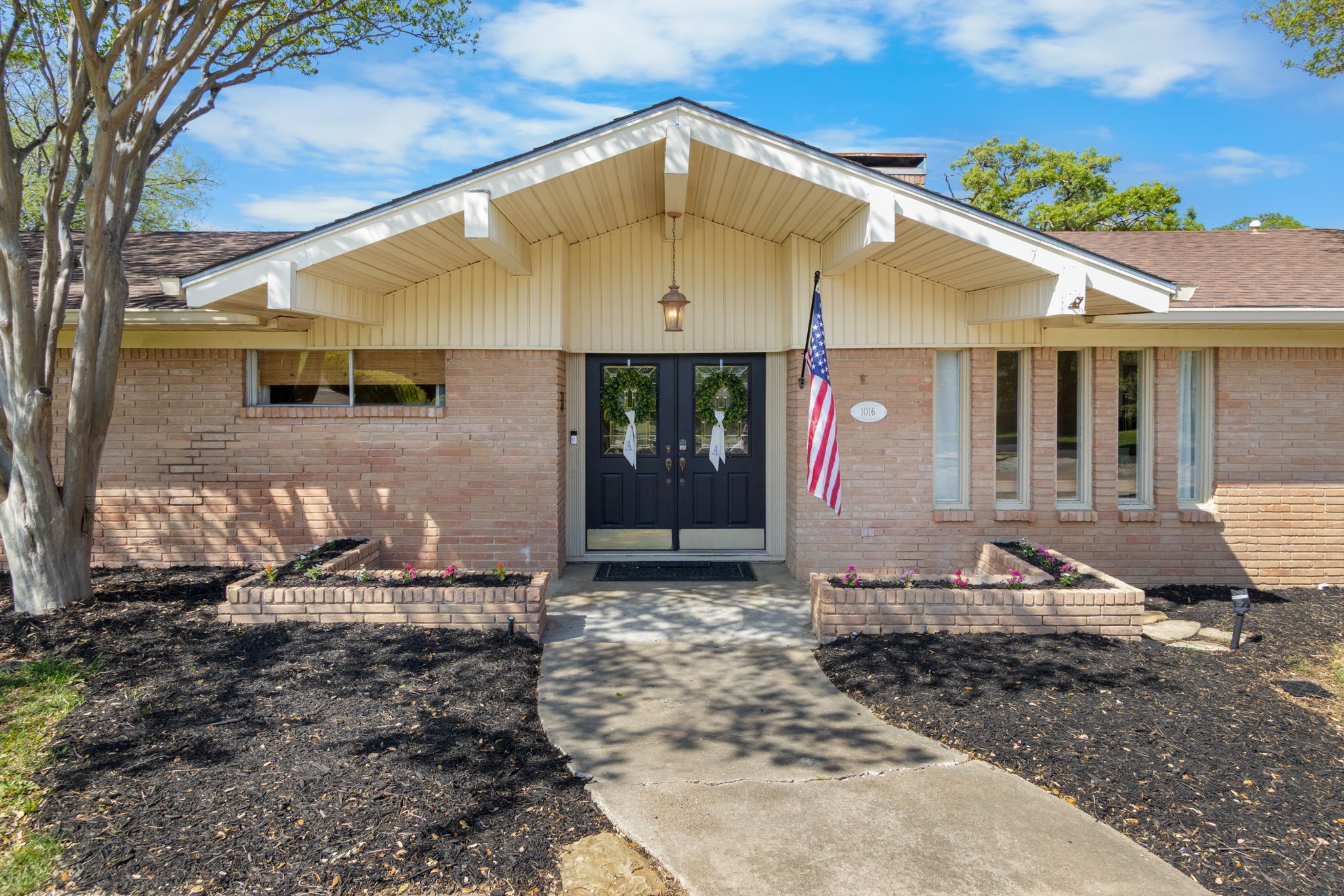 1016 Hummingbird Lane Woodway TX 76712