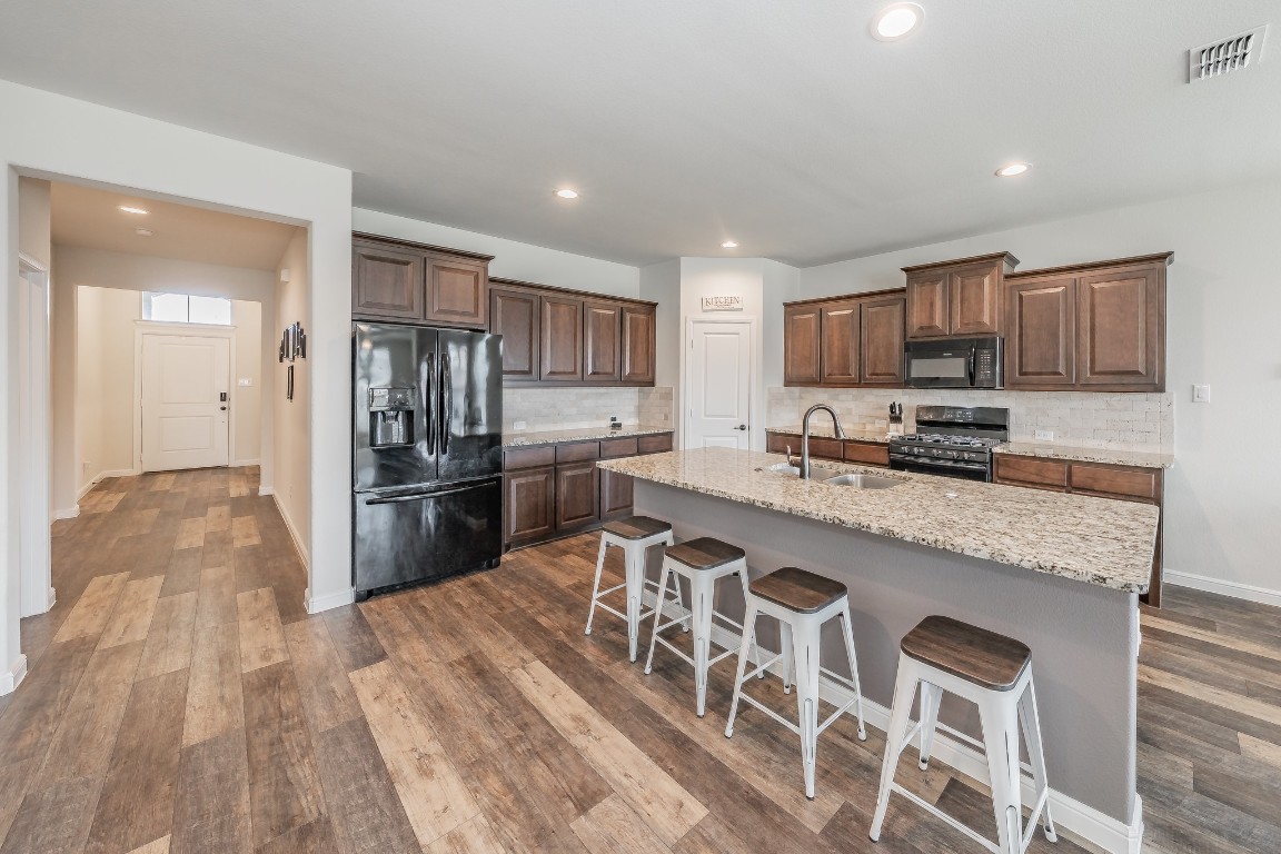 1212 Larkspur Lane Cleburne TX 76033