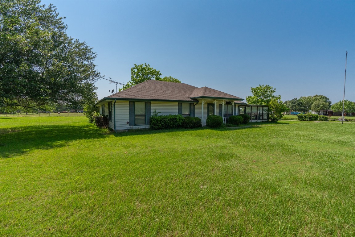 1958 County Road 3308 Greenville TX 75402