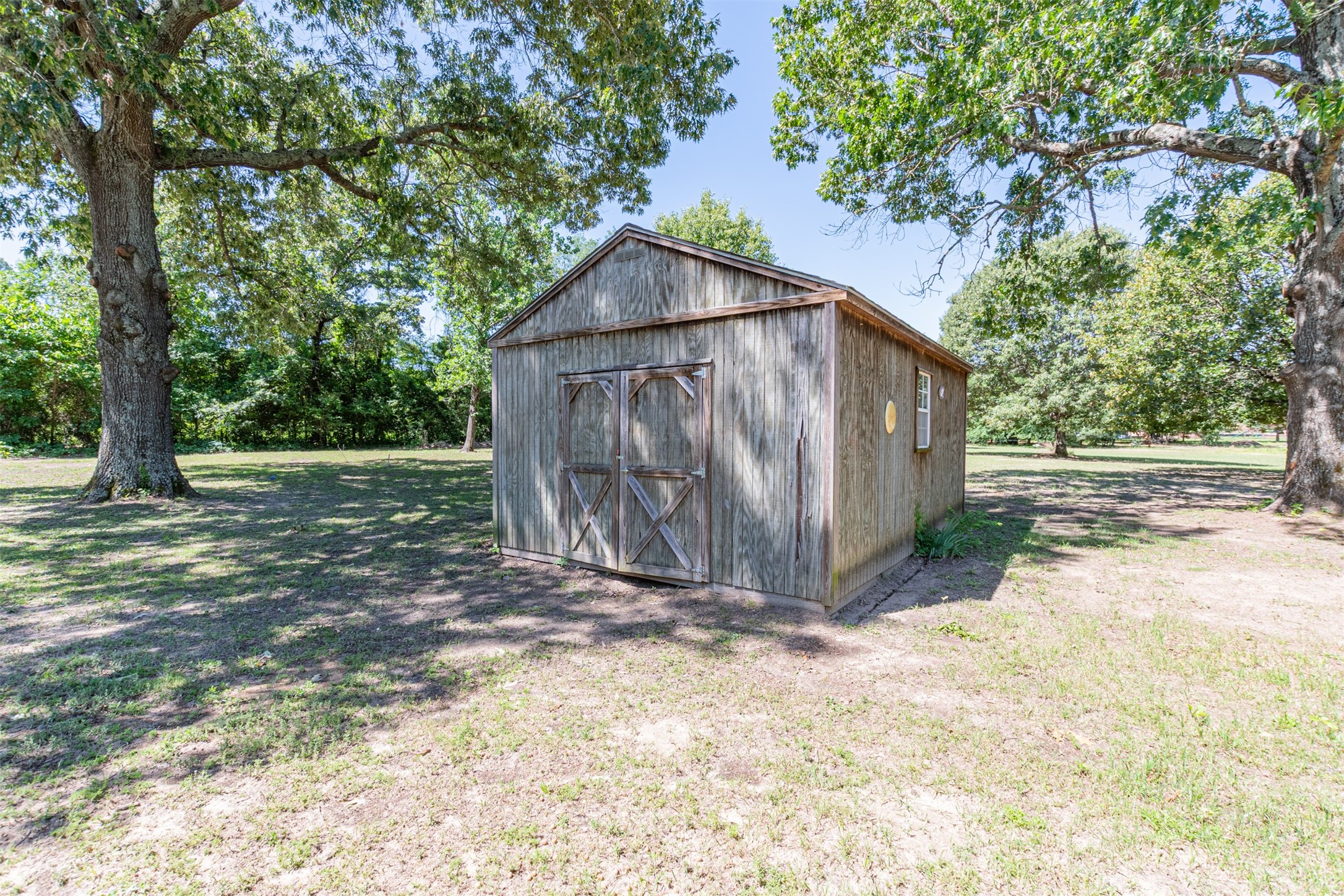 420 Rs County Road 3210 Emory TX 75440