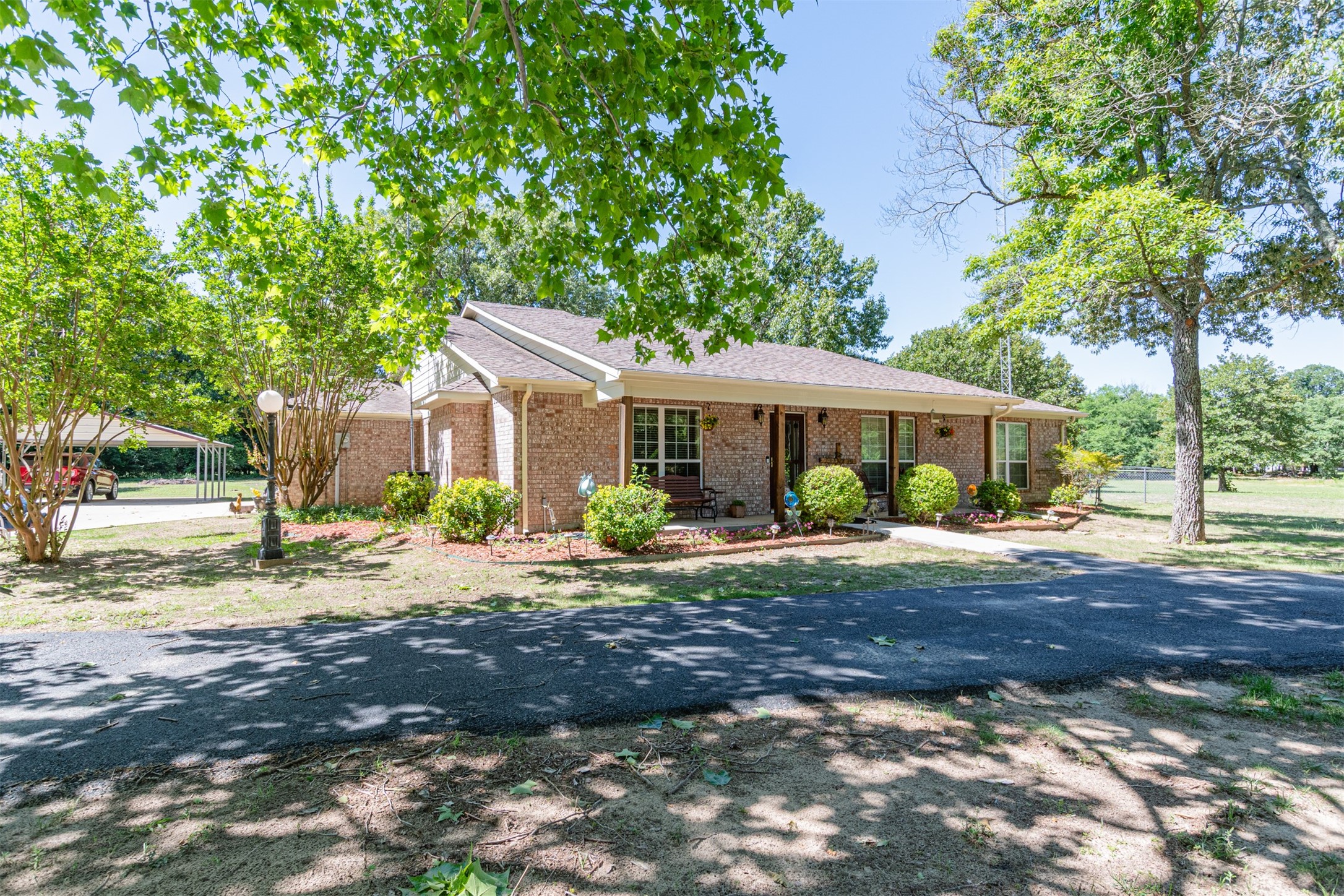 420 Rs County Road 3210 Emory TX 75440