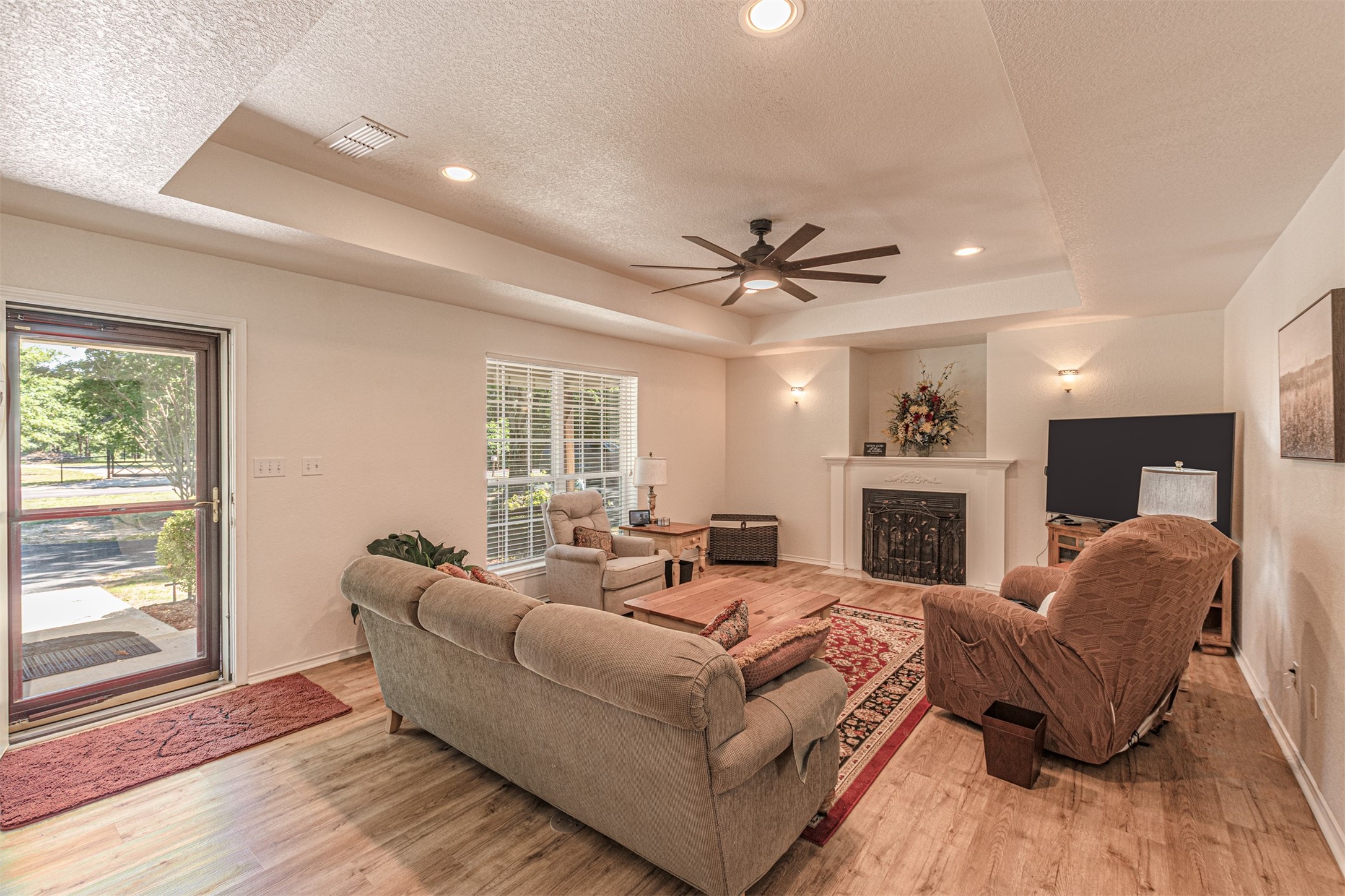 420 Rs County Road 3210 Emory TX 75440