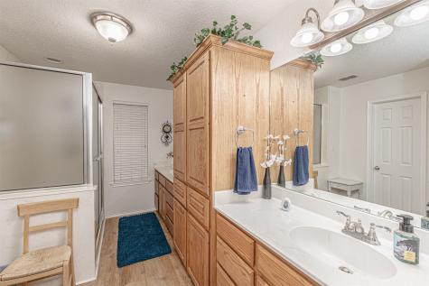 420 Rs County Road 3210 Emory TX 75440