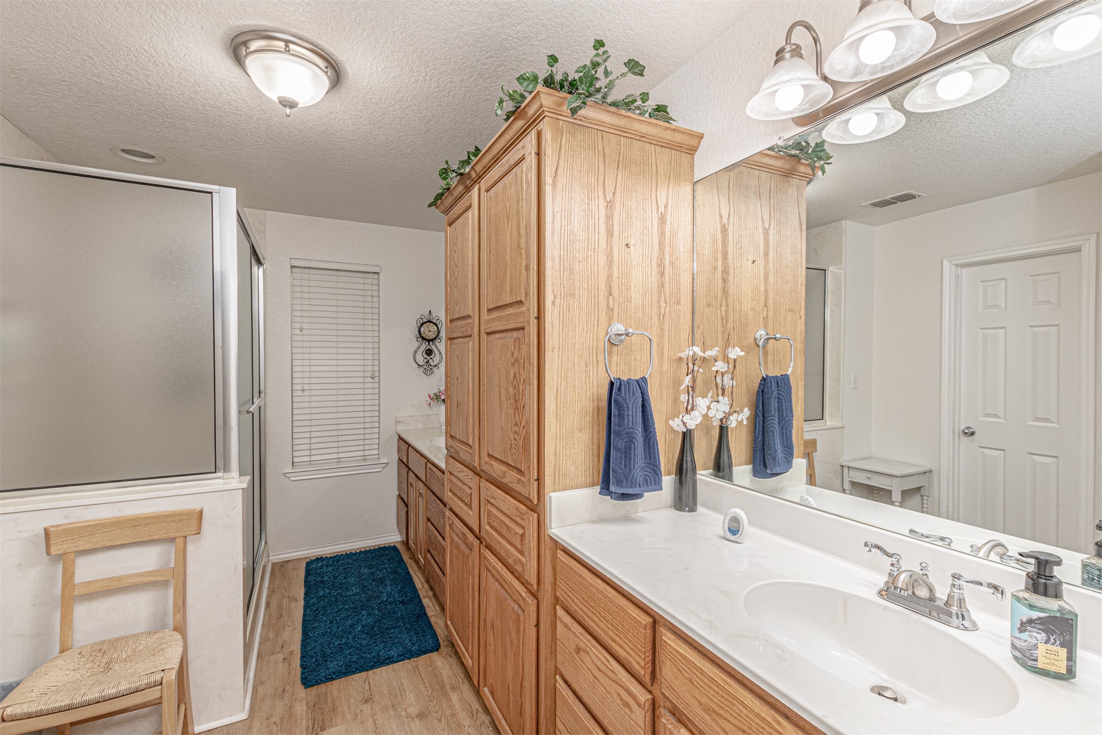 420 Rs County Road 3210 Emory TX 75440