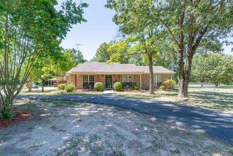 420 Rs County Road 3210 Emory TX 75440