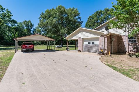 420 Rs County Road 3210 Emory TX 75440