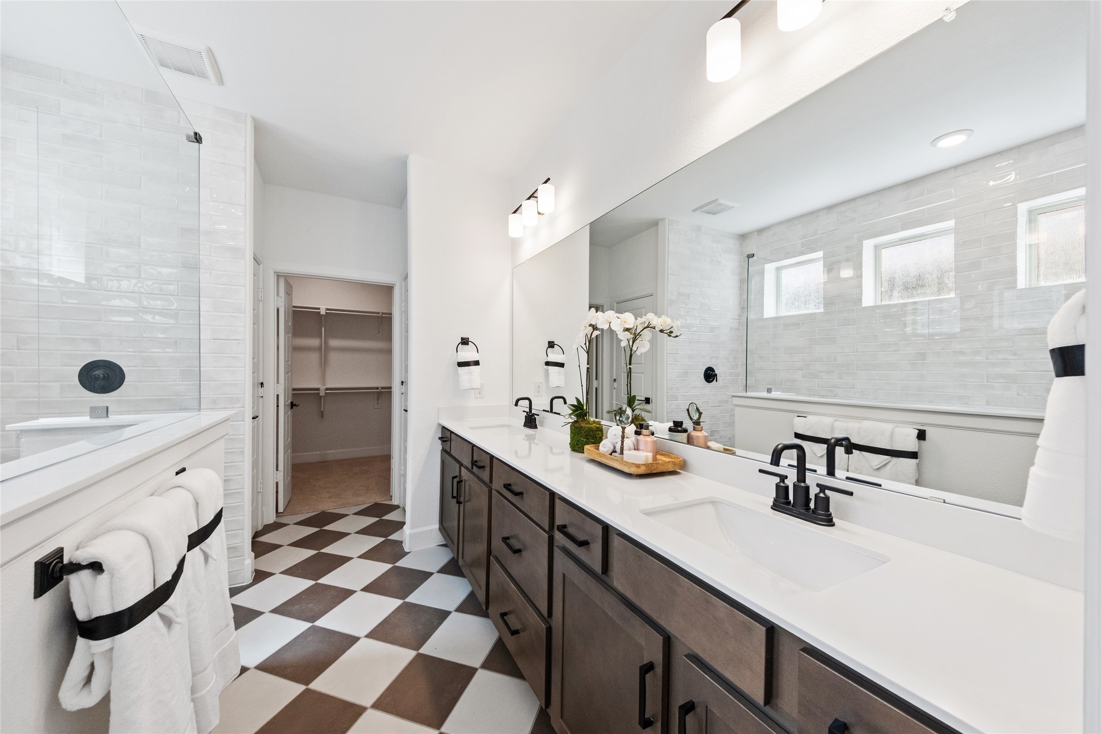 8716 Treeline Parkway Justin TX 76247