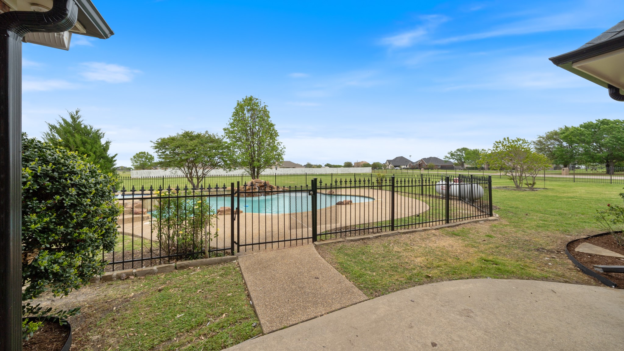 8789 Colonial Drive Crandall TX 75114