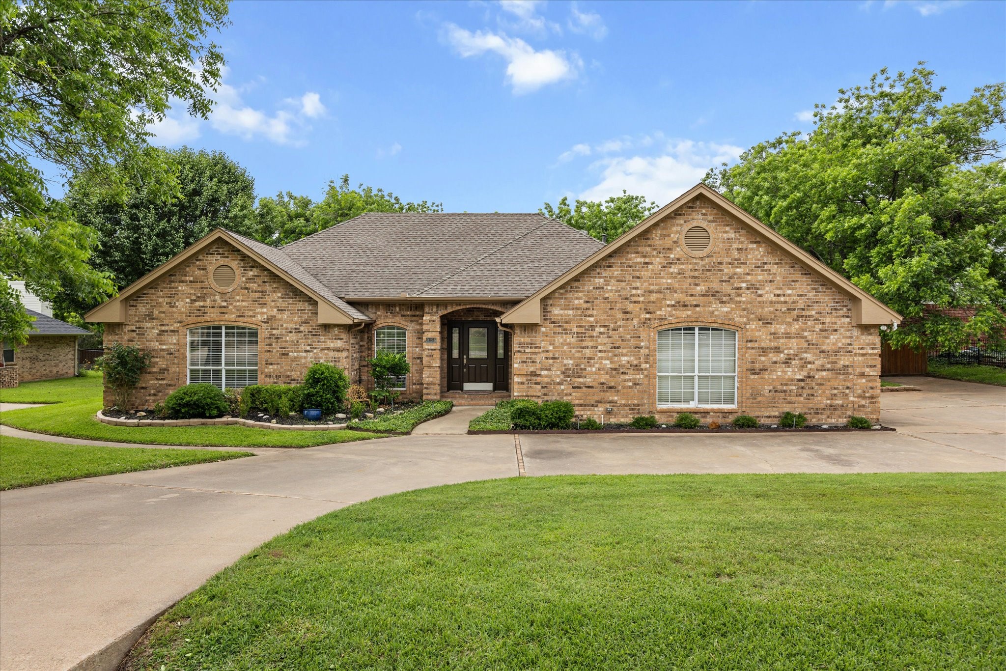 9126 Hanging Moss Drive Granbury TX 76049