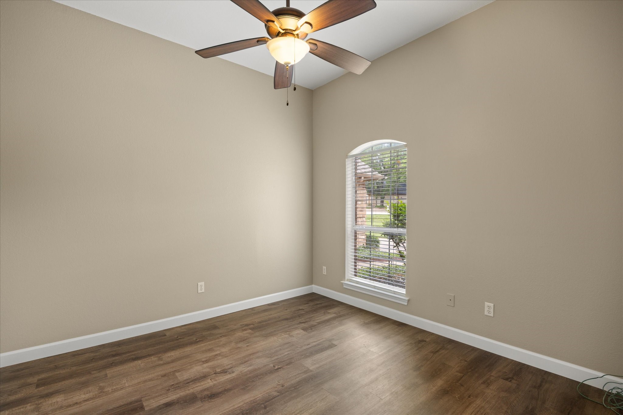 9126 Hanging Moss Drive Granbury TX 76049