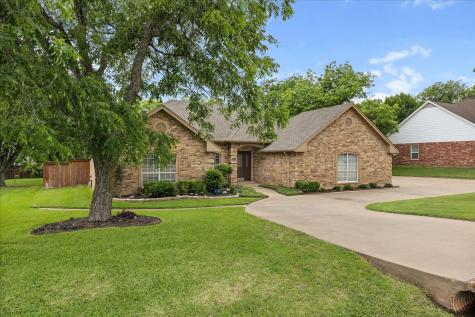 9126 Hanging Moss Drive Granbury TX 76049