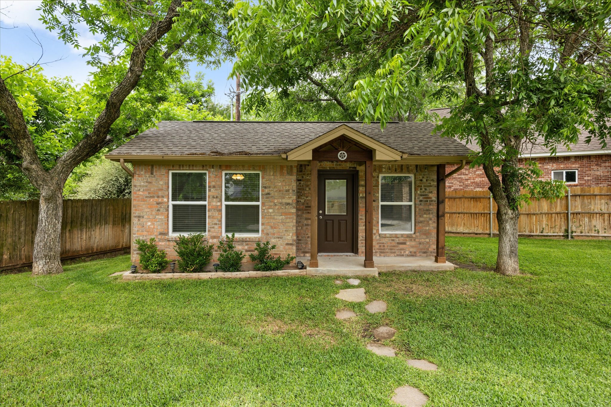 9126 Hanging Moss Drive Granbury TX 76049