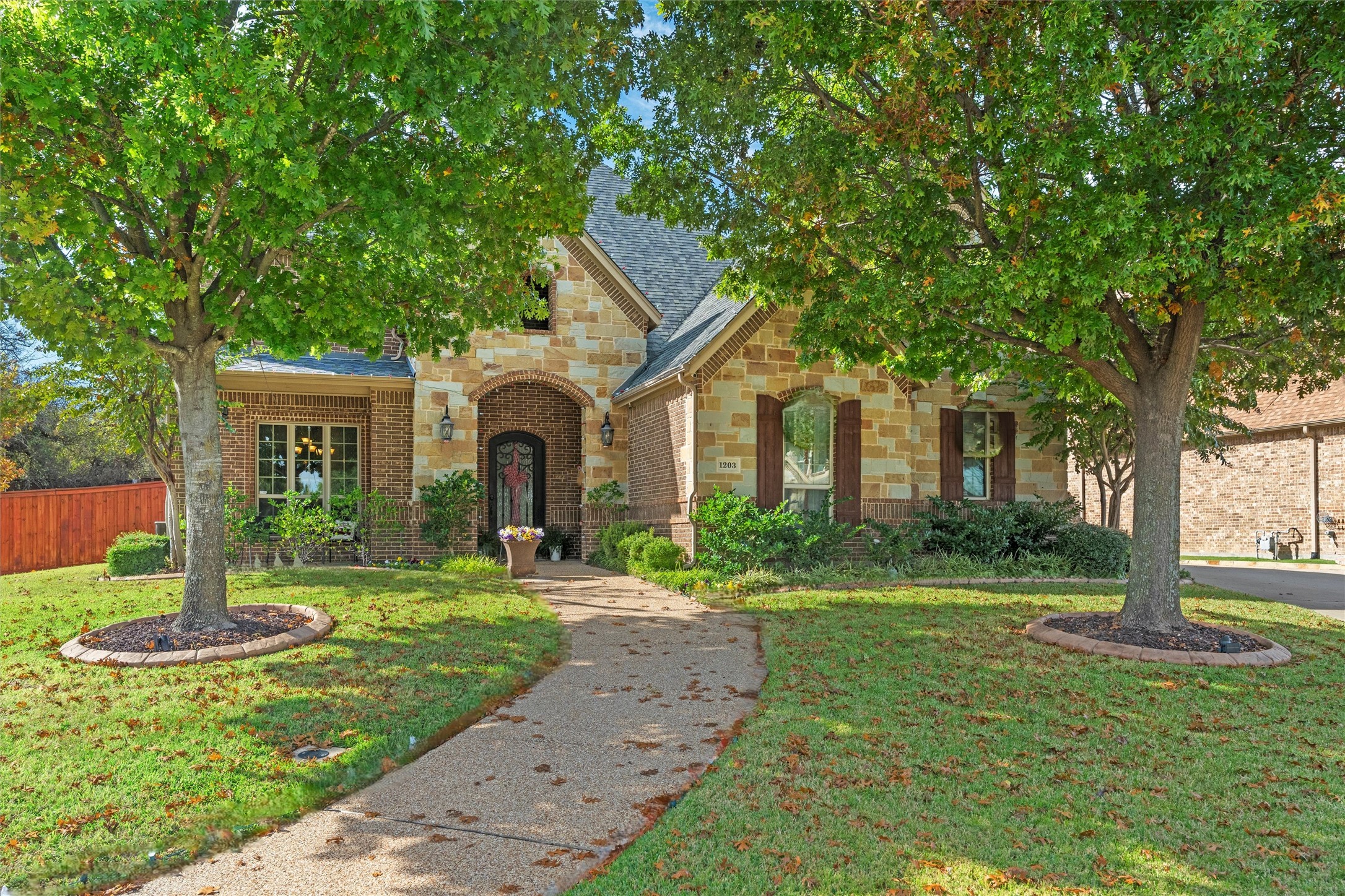1203 Platte Drive Mansfield TX 76063