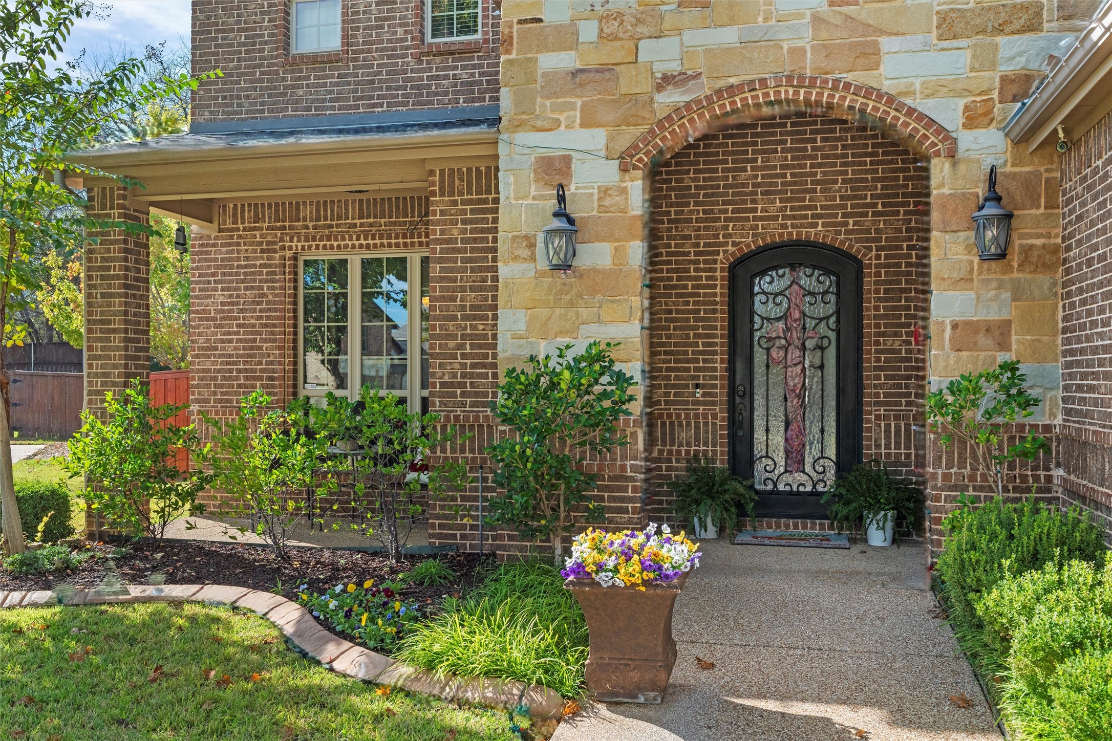 1203 Platte Drive Mansfield TX 76063