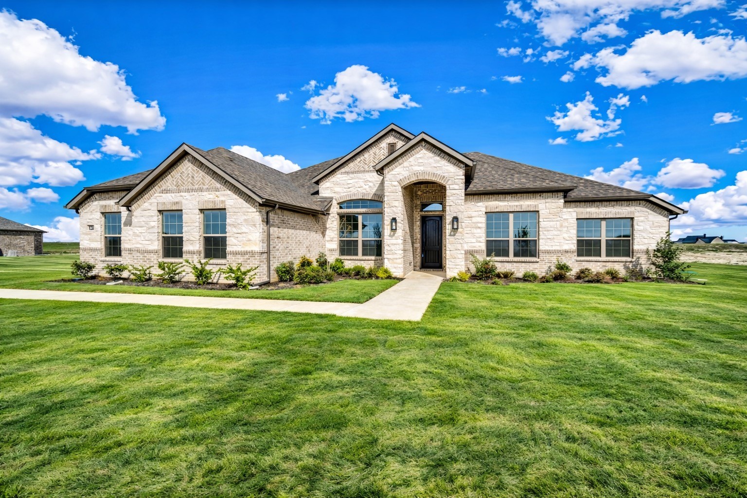 124 Lila Lake Drive Waxahachie TX 75165
