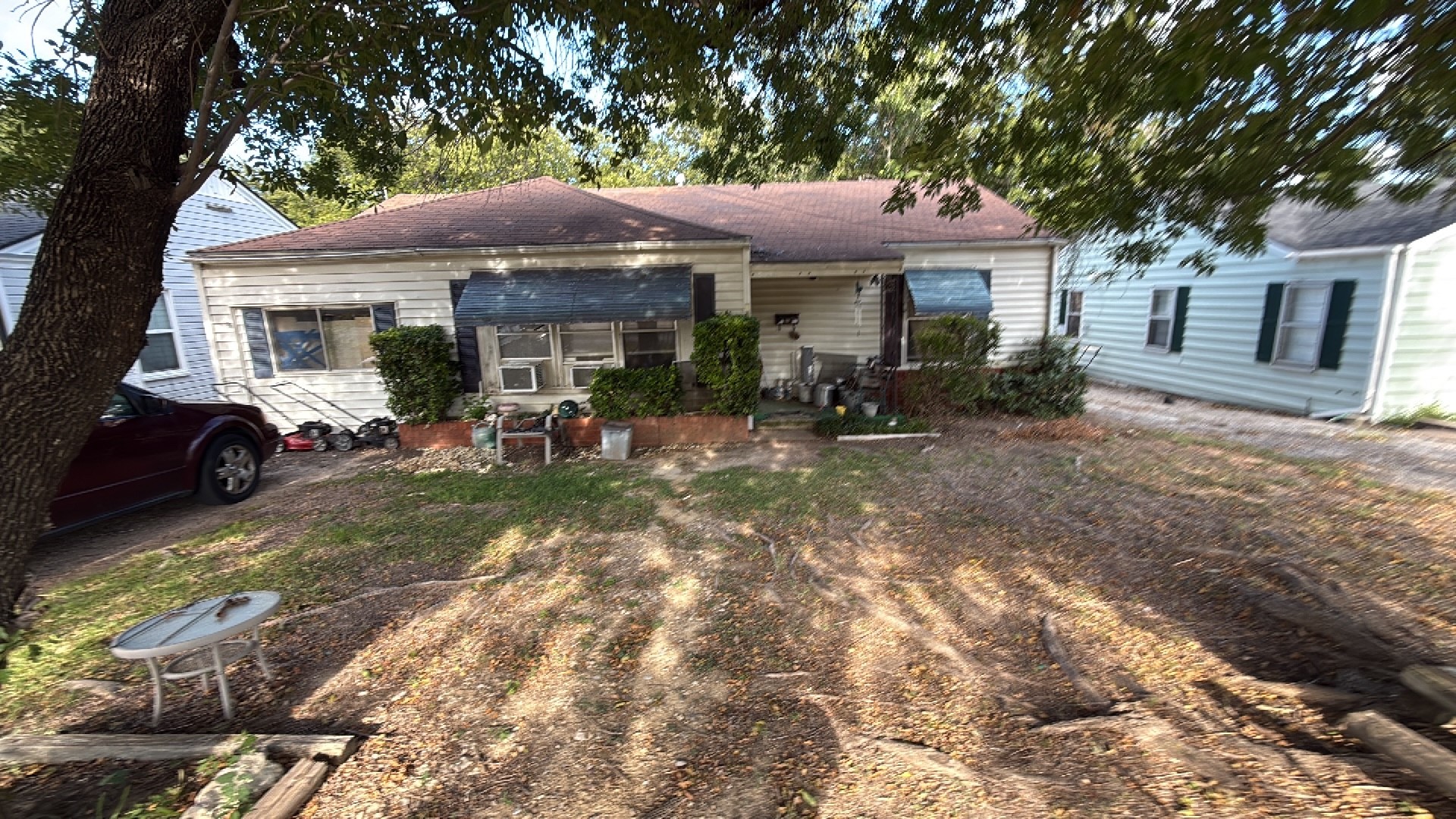 811 S Lamar Street Weatherford TX 76086