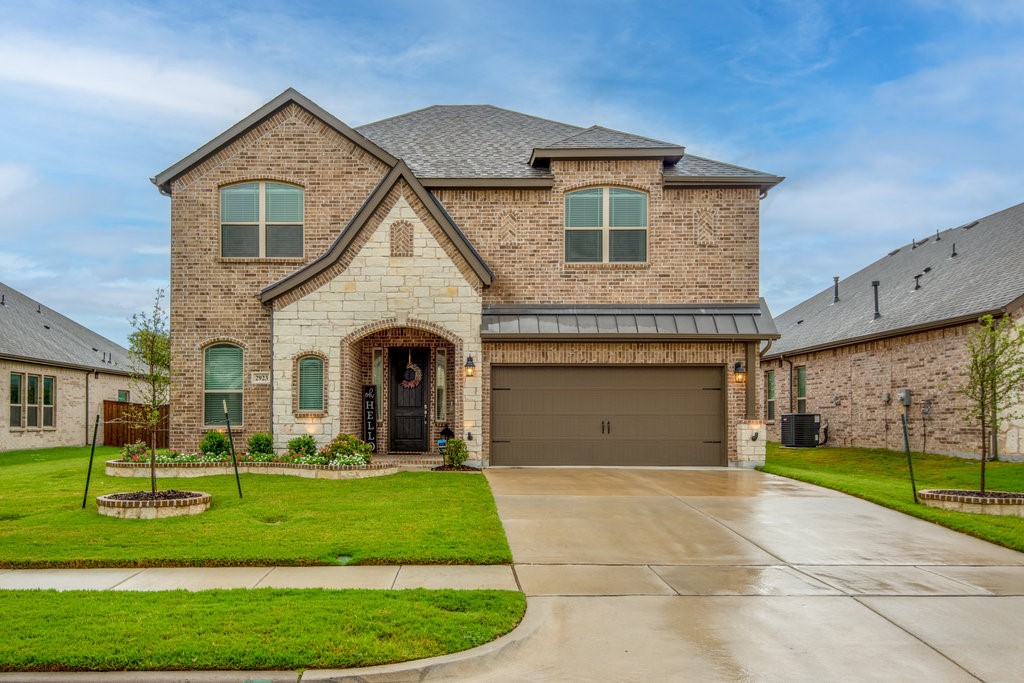 2923 Paige Place Grand Prairie TX 75054
