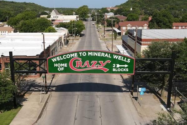 211 NW 4th Avenue Mineral Wells TX 76067