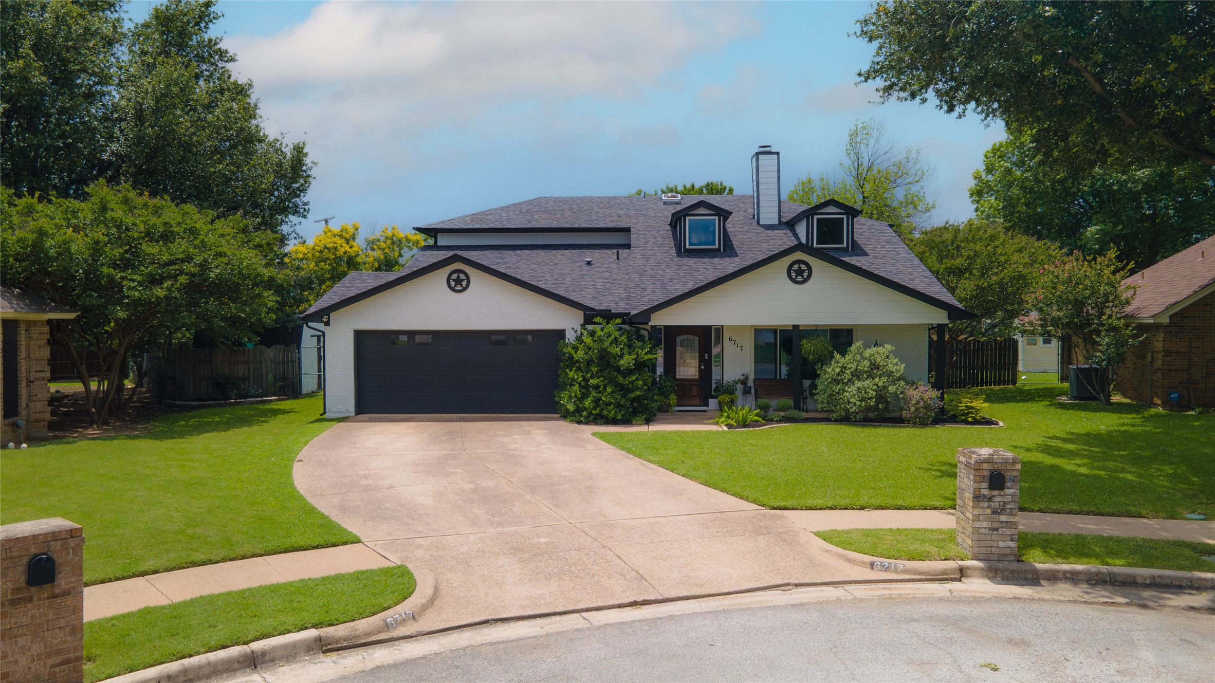 6717 Mesa Drive North Richland Hills TX 76182