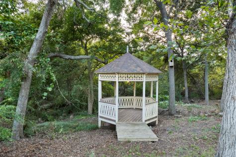 1140 Stoney Creek Drive Cedar Hill TX 75104