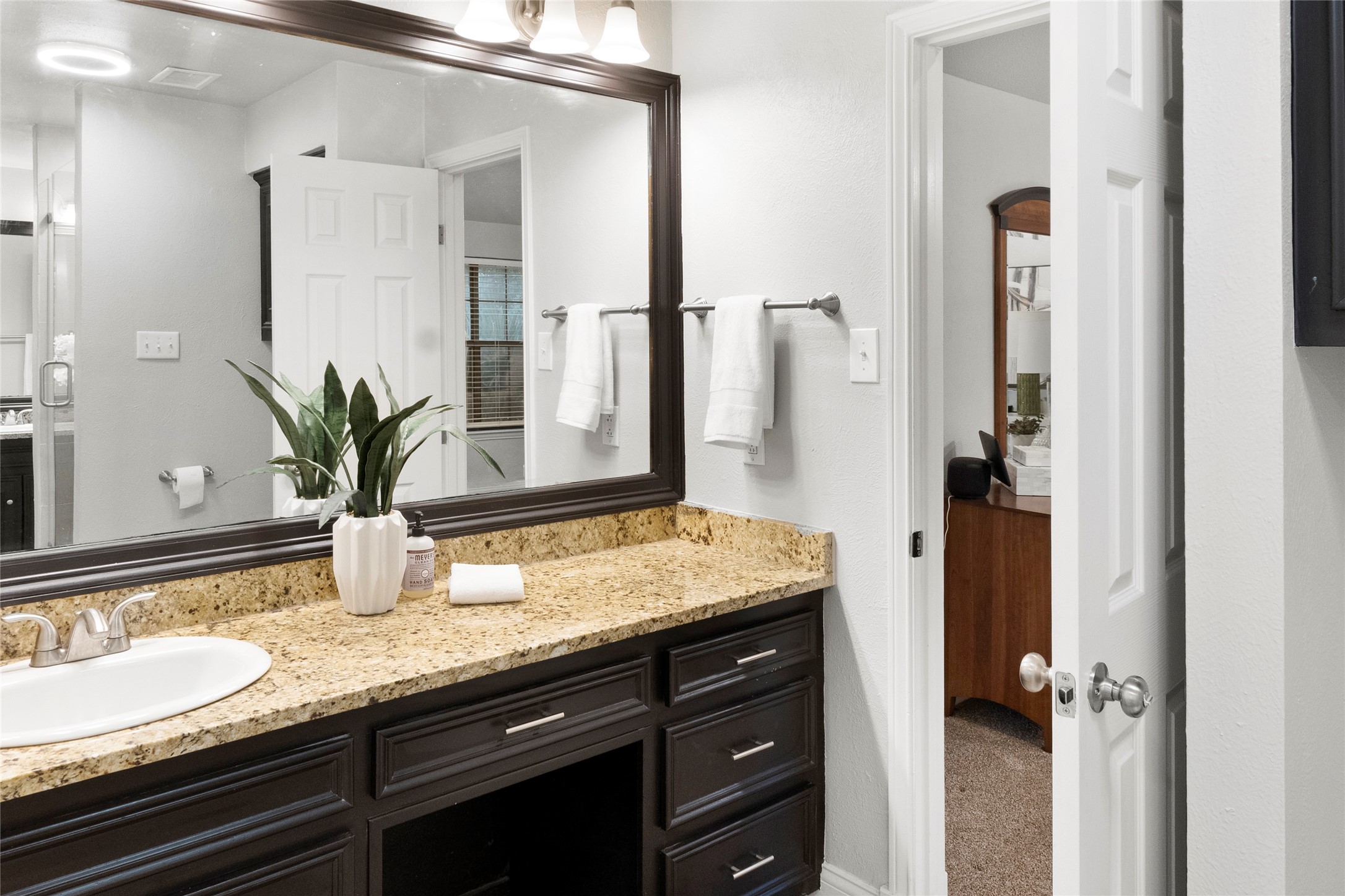 1140 Stoney Creek Drive Cedar Hill TX 75104