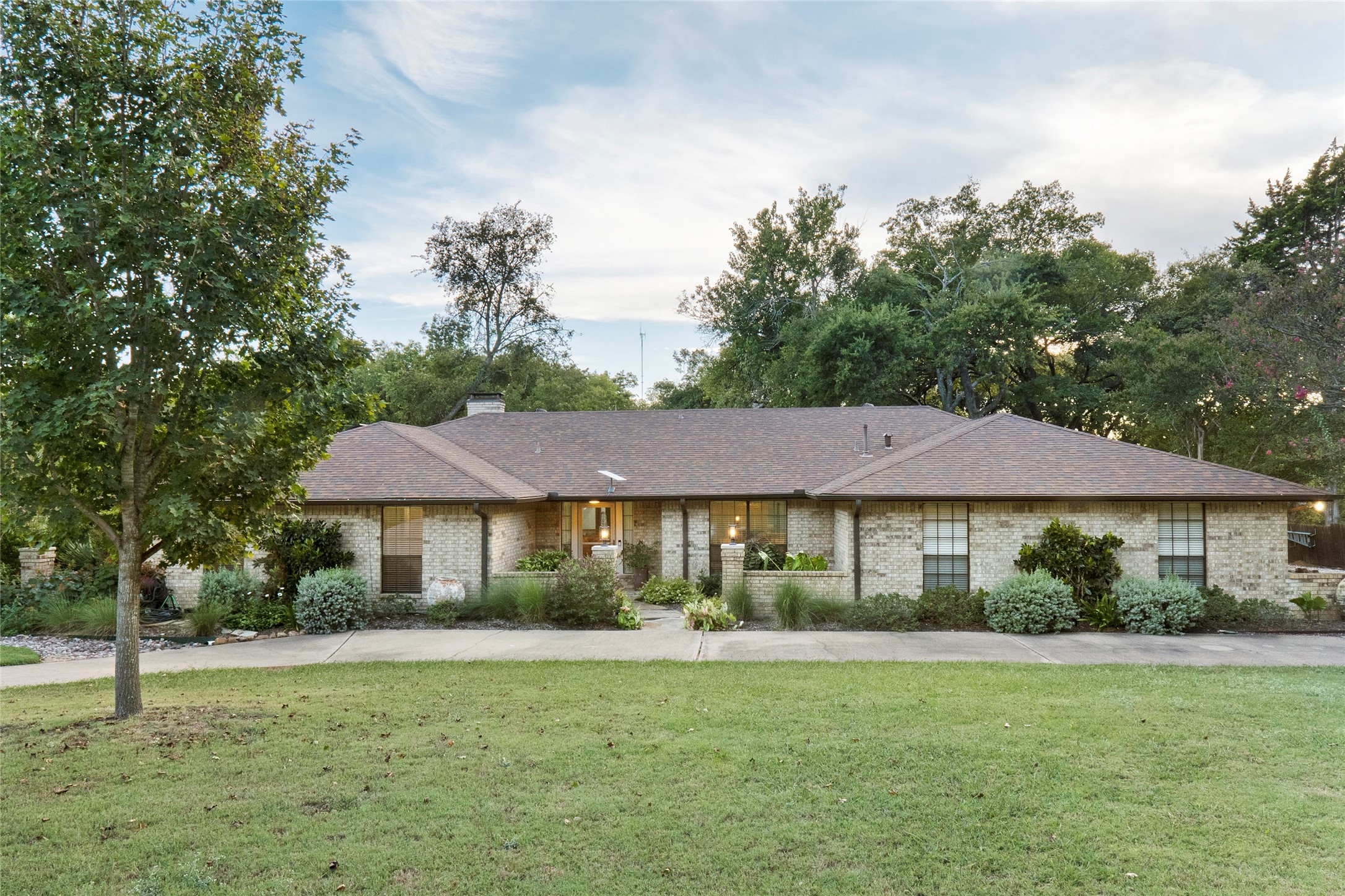 1140 Stoney Creek Drive Cedar Hill TX 75104