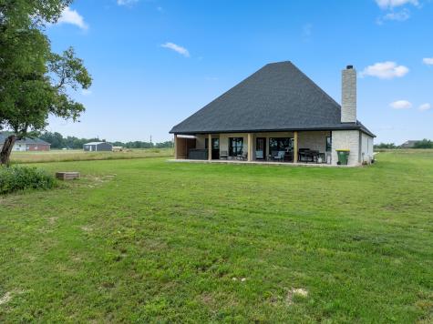 124 High Point Drive Hillsboro TX 76645
