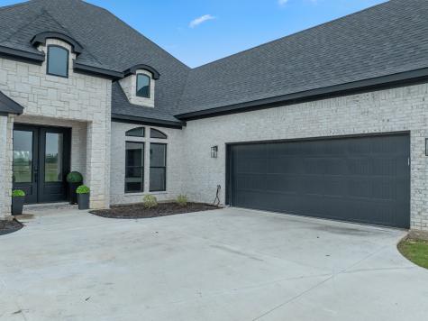 124 High Point Drive Hillsboro TX 76645