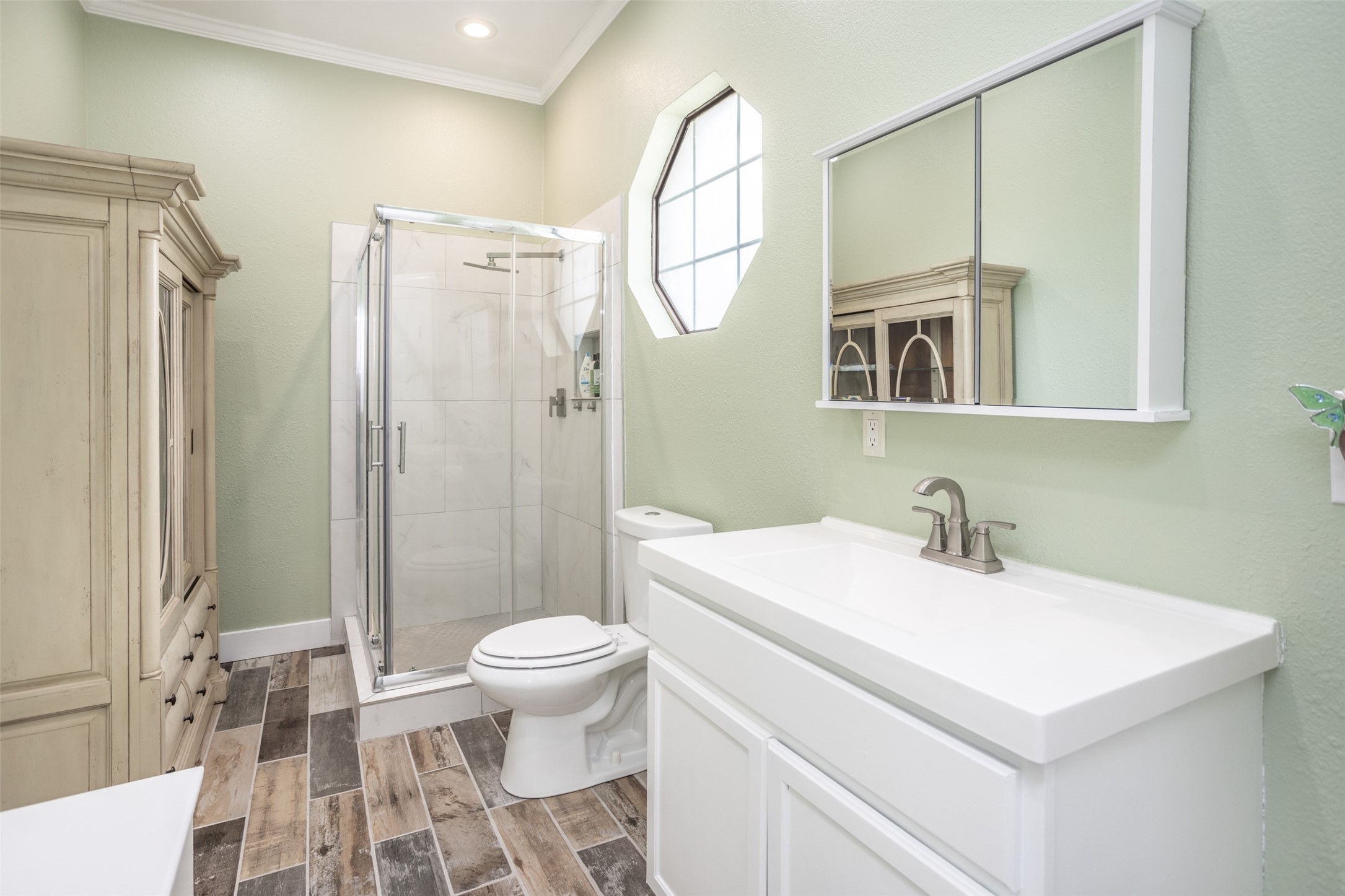 205 Kiowa Drive E Gainesville TX 76240