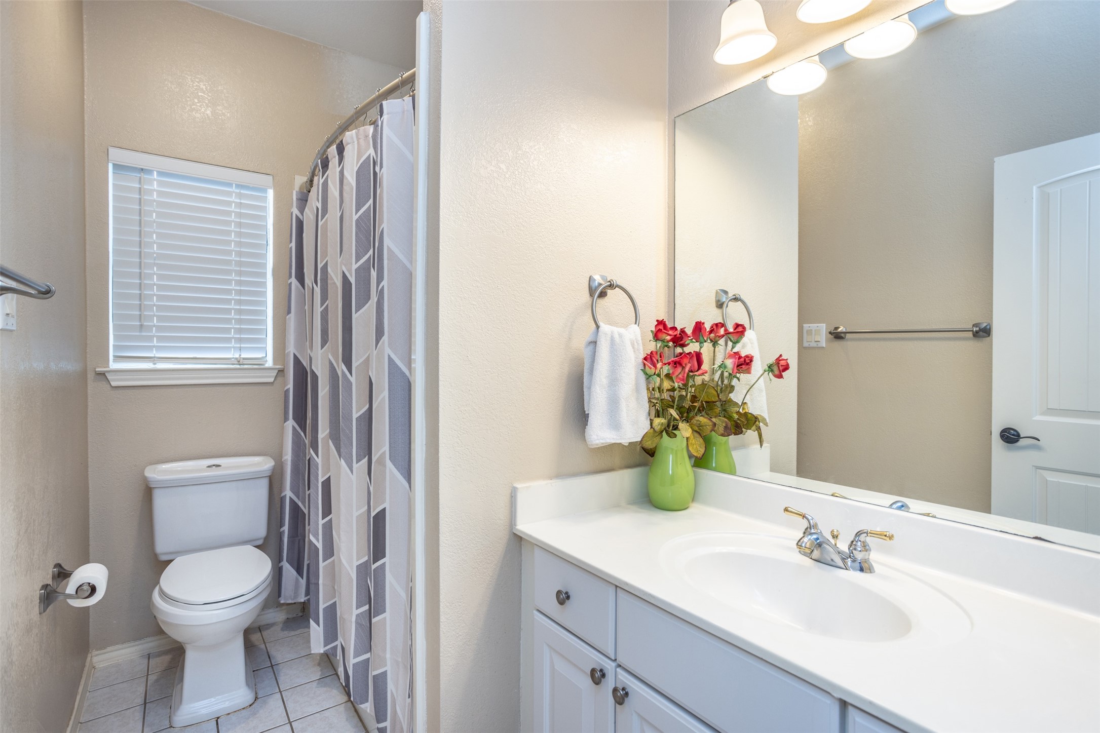 205 Kiowa Drive E Gainesville TX 76240