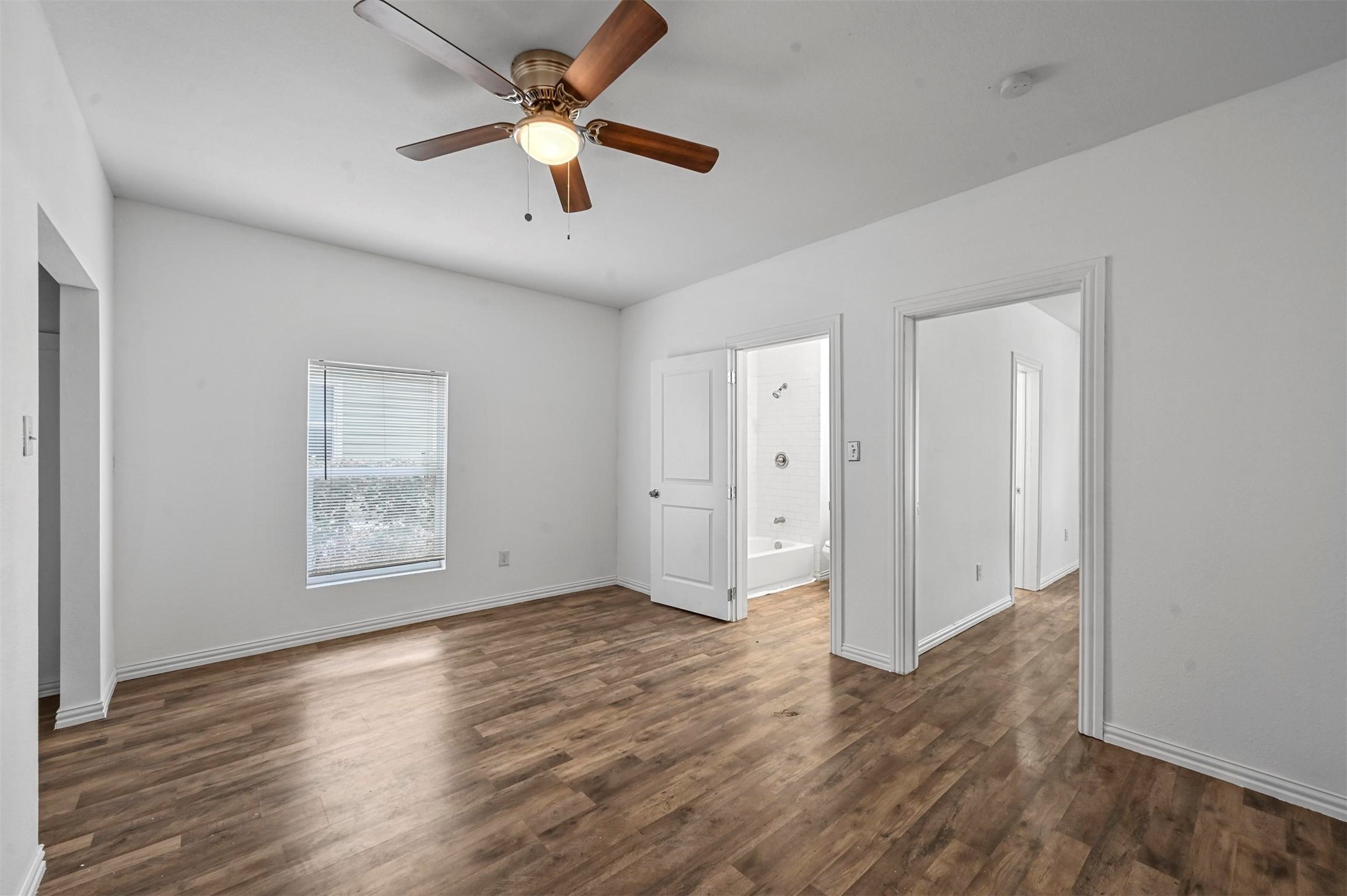 708 W Day Street Denison TX 75020