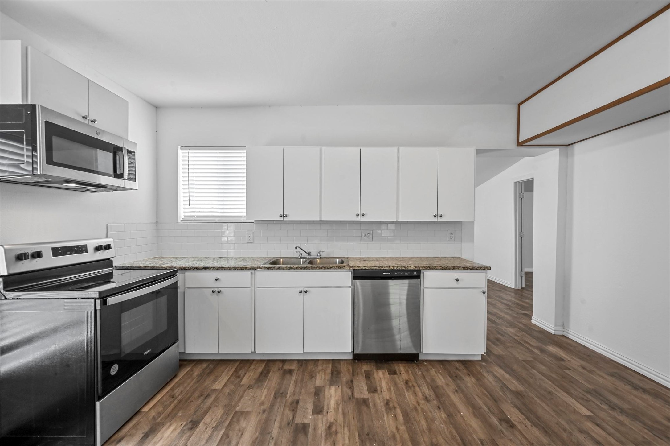 708 W Day Street Denison TX 75020