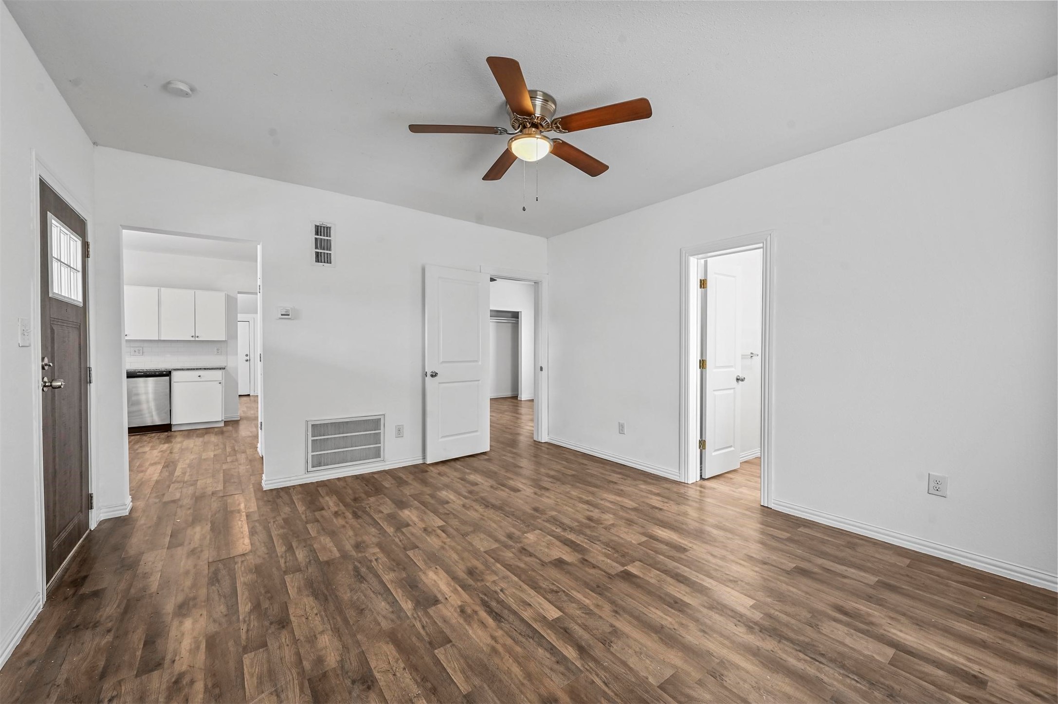 708 W Day Street Denison TX 75020