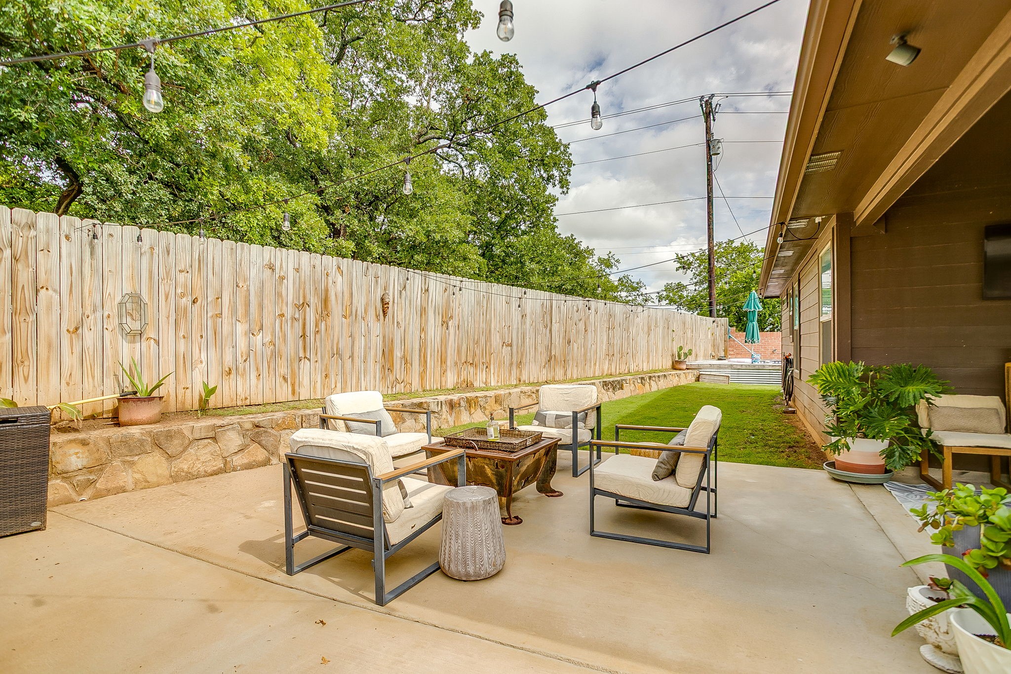100 Tall Meadow Street Azle TX 76020