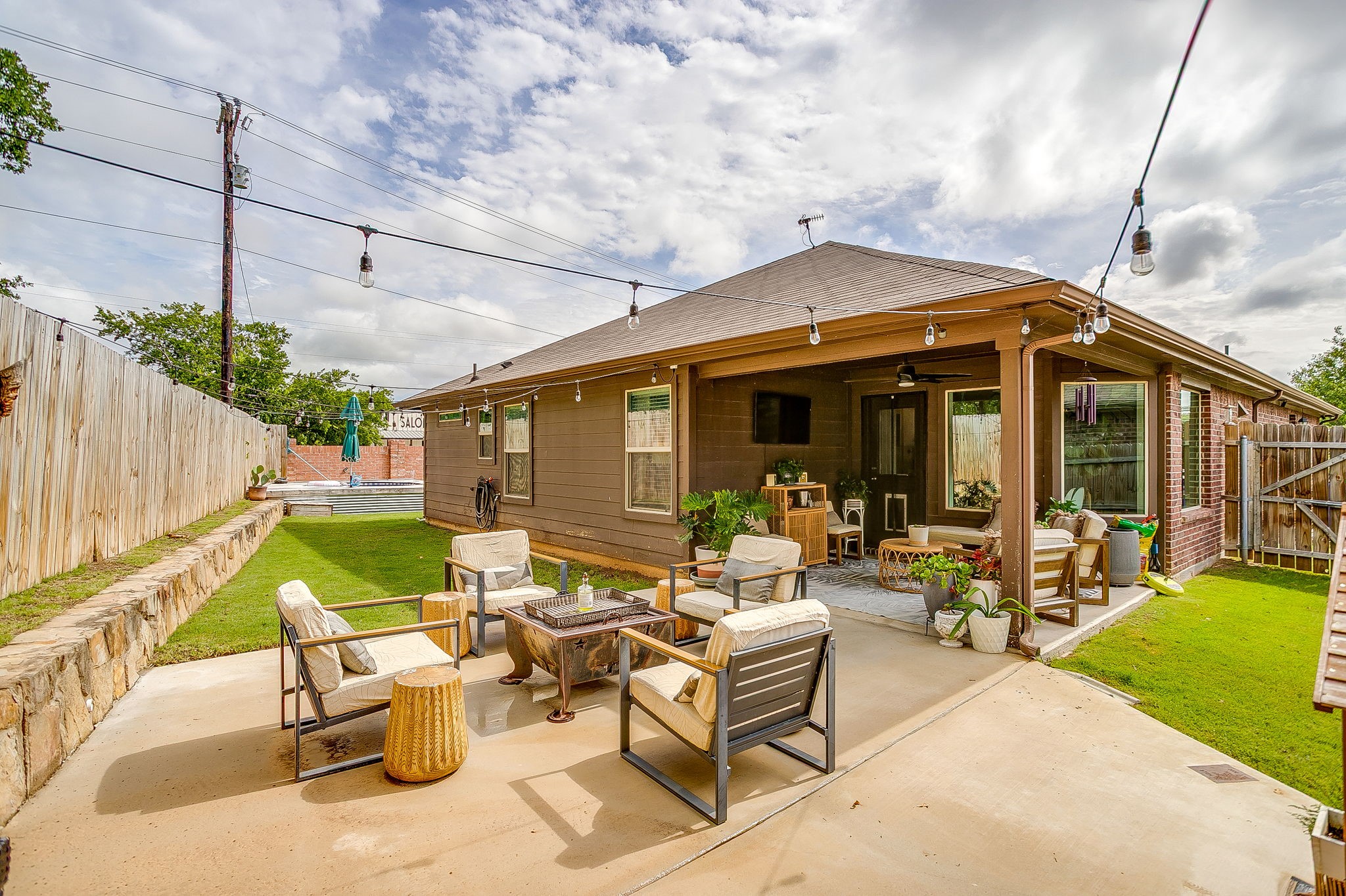 100 Tall Meadow Street Azle TX 76020
