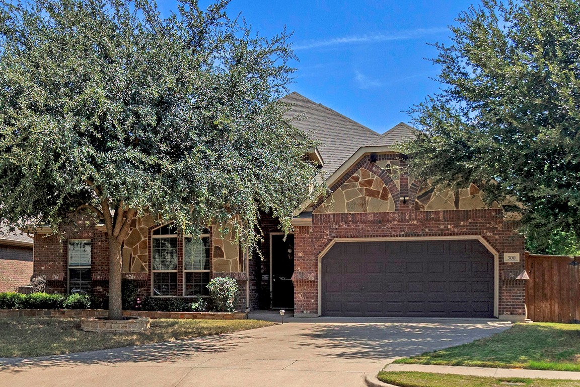 300 Canadian Lane Burleson TX 76028
