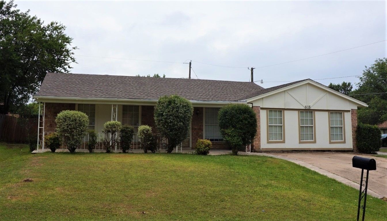 618 Meadowview Drive Mansfield TX 76063