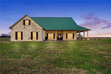 970 W Somers Lane Axtell TX 76624