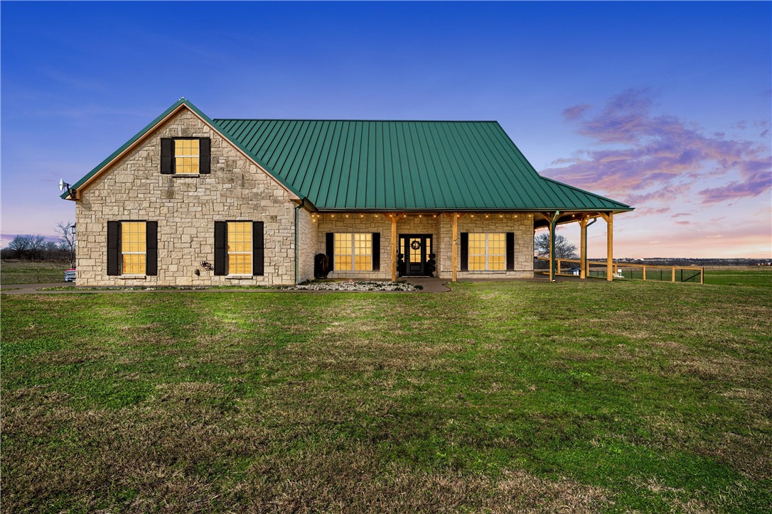 970 W Somers Lane Axtell TX 76624
