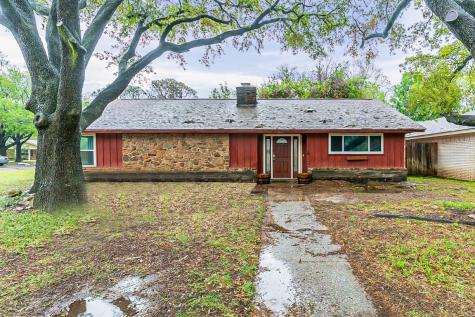 2701 Monterrey Street Arlington TX 76015