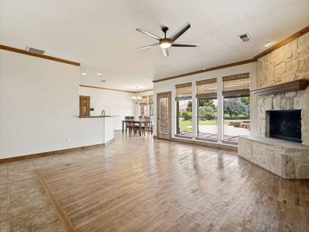 2712 Oakwood Drive Celina TX 75009