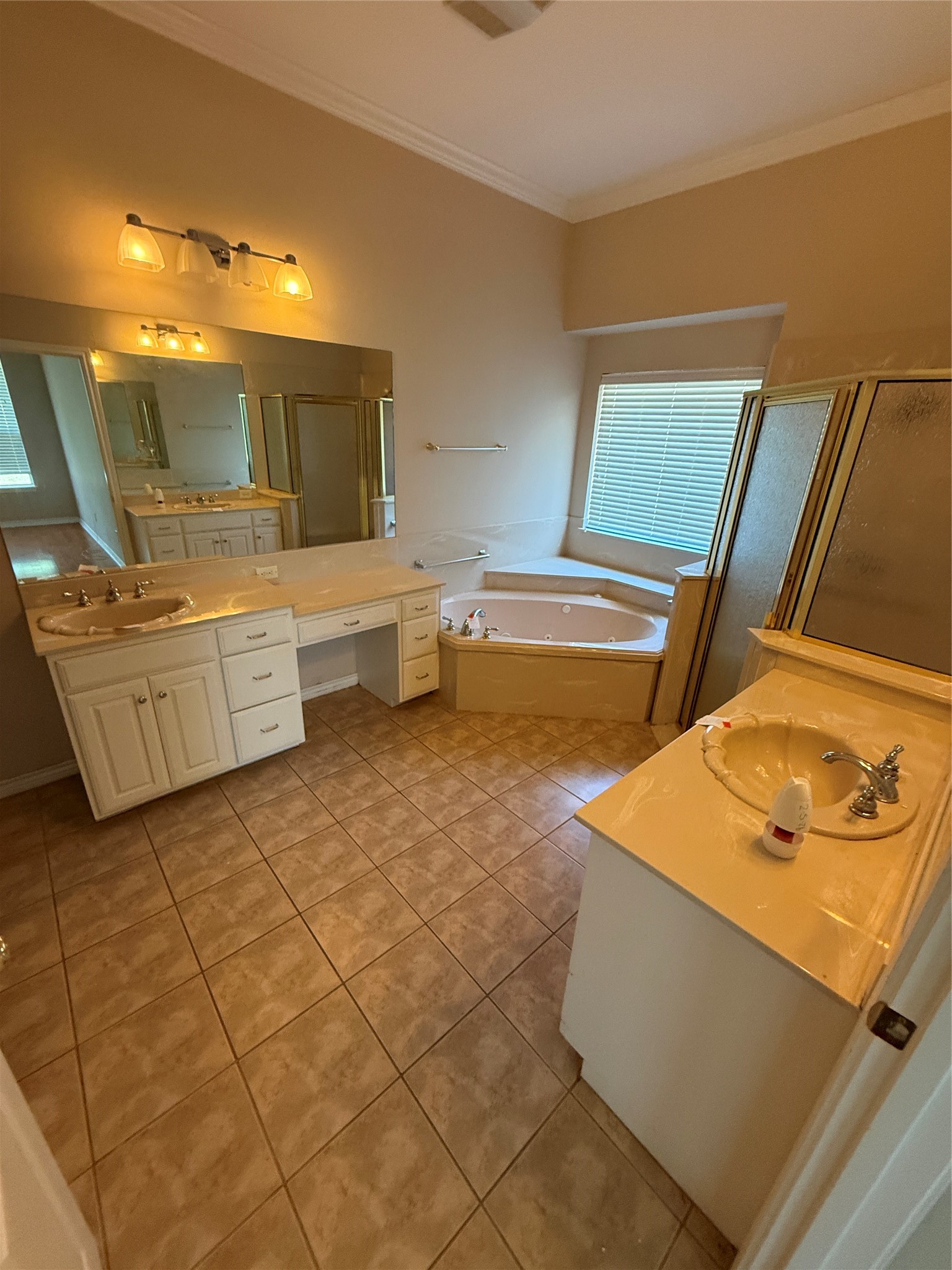 3814 Lamb Drive Tyler TX 75709