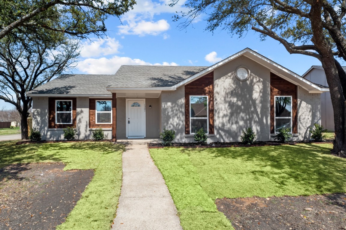 1301 Crestwood Court Allen TX 75002
