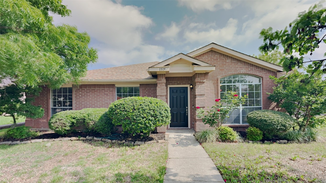 1519 Cedarcrest Circle Mesquite TX 75149
