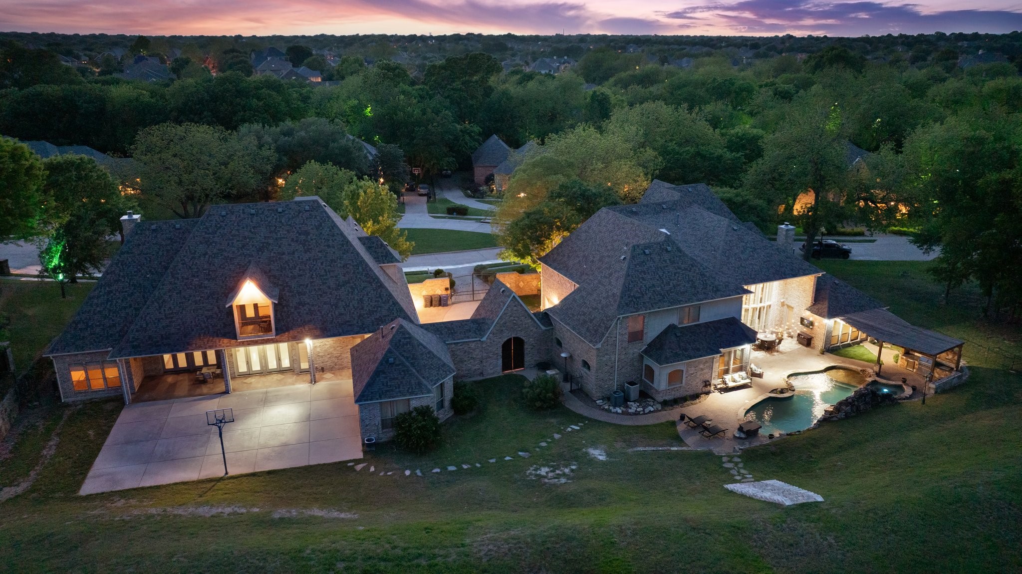 1501 Chancellor Lane Mckinney TX 75072