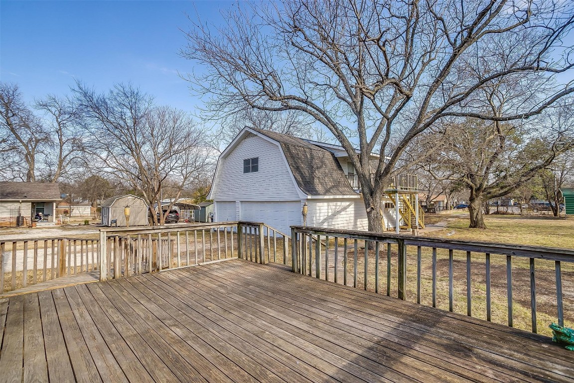 521 Woodard Avenue Cleburne TX 76033