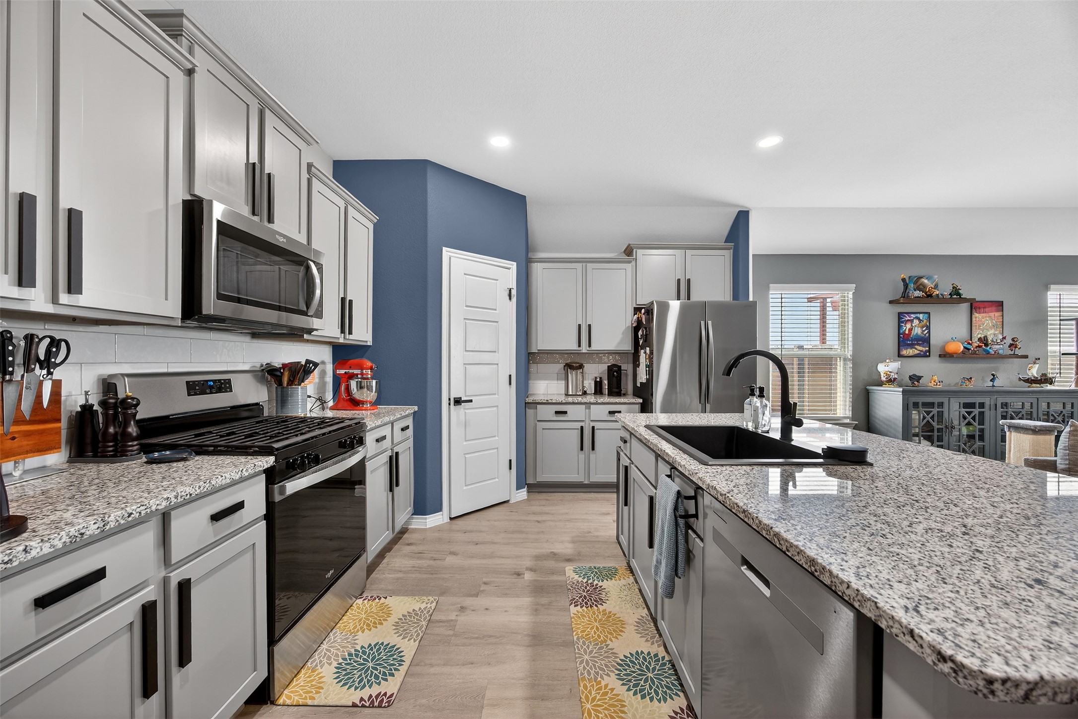 10201 Torch Light Lane Aubrey TX 76227