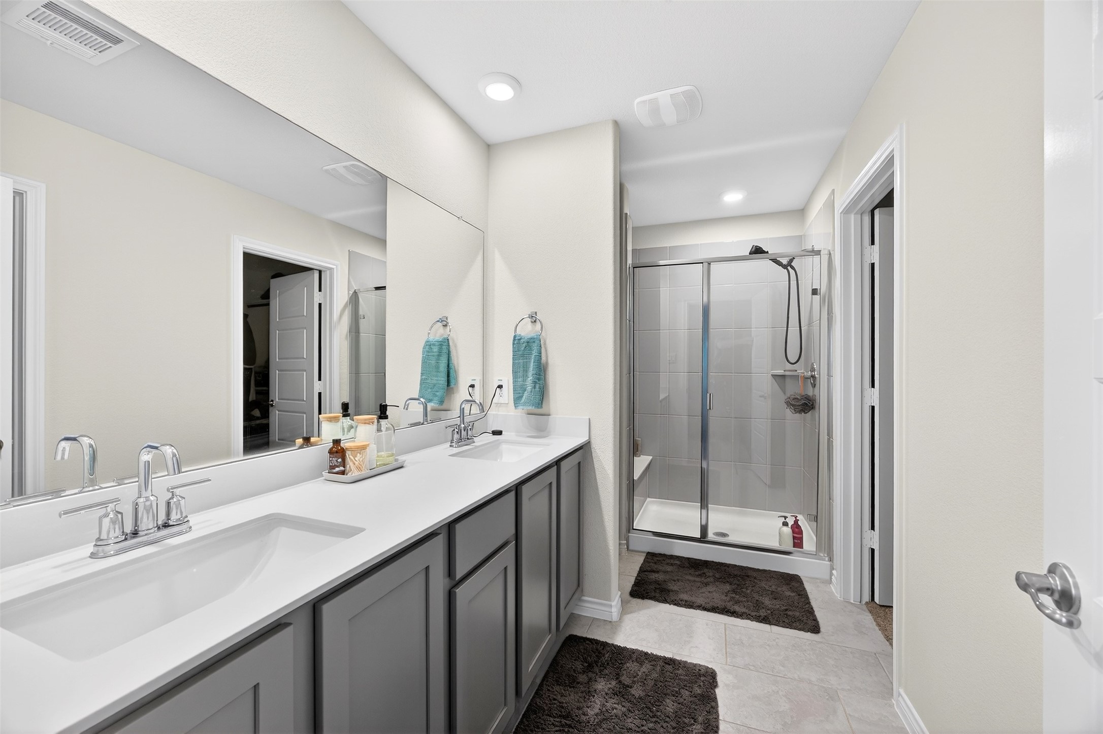 10201 Torch Light Lane Aubrey TX 76227
